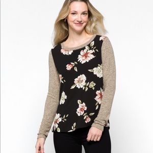 KAILEIGH
Soll Mixed Material Top Black Medium